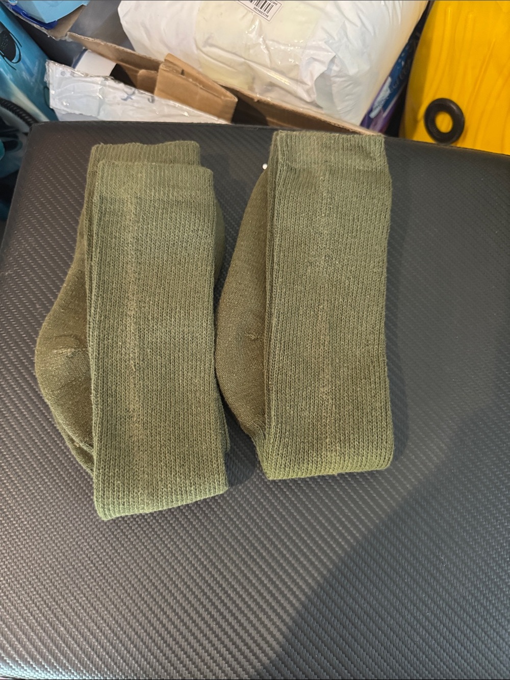 Source Unknown Olive Green Men's Crew Athletic Socks
